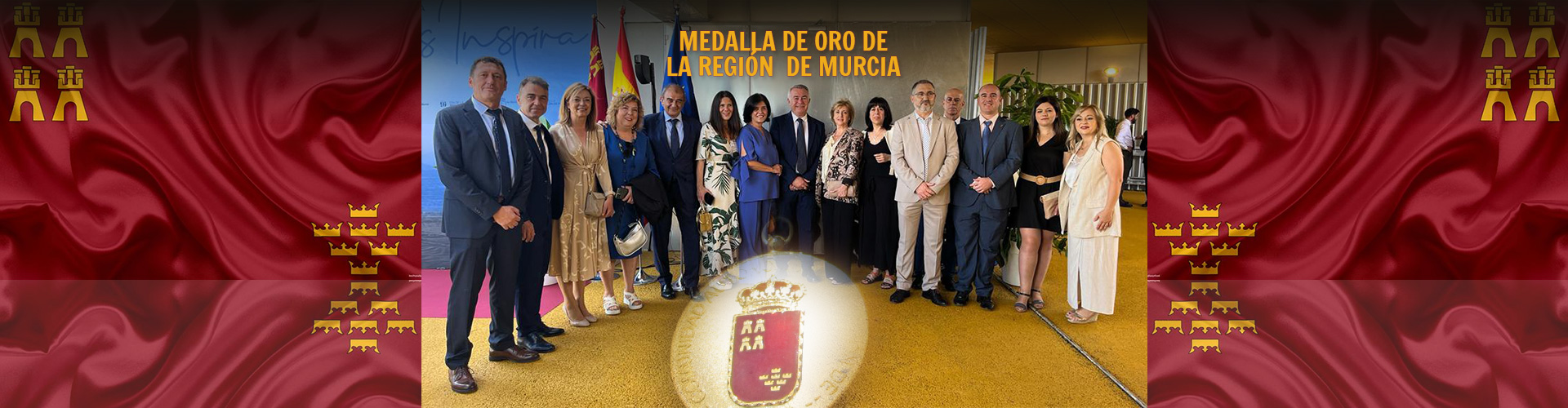 Ucoerm recibe la Medalla de Oro del Consejo de Gobierno de la Región de Murcia, por el reconocimiento a cuarenta años de trabajo y dedicación en favor del cooperativismo de enseñanza.