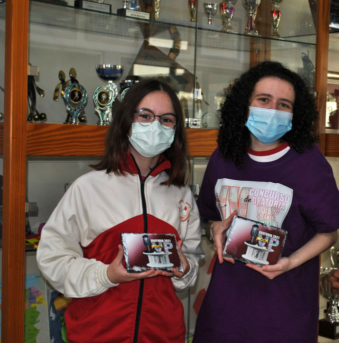 Alba Alcázar y Andrea Gómez ganadoras del IV Concurso de Oratoria de la Coop. Virgen del Pasico. Febrero, 2021