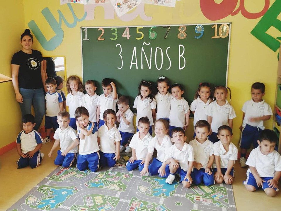 El colegio Azaraque (Alhama de Murcia) dispone de guardería y educación infantil, primaria y secundaria