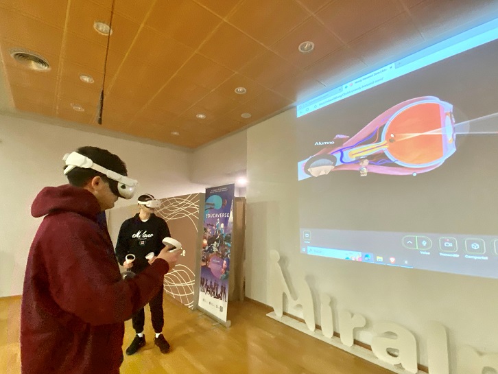 La cooperativa de enseñanza Miralmonte, abre camino a la realidad virtual a través del metaverso