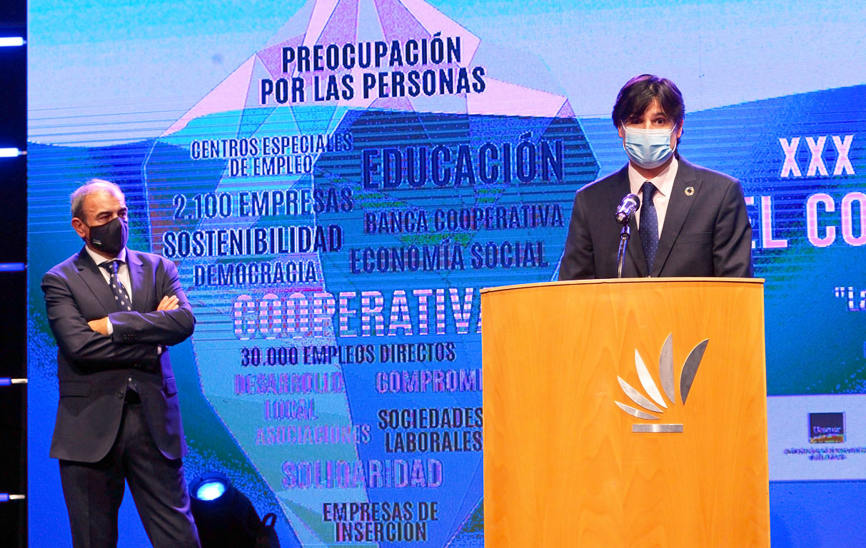 El Ministerio de Empleo también ha recibido otro de los premios de UCOMUR